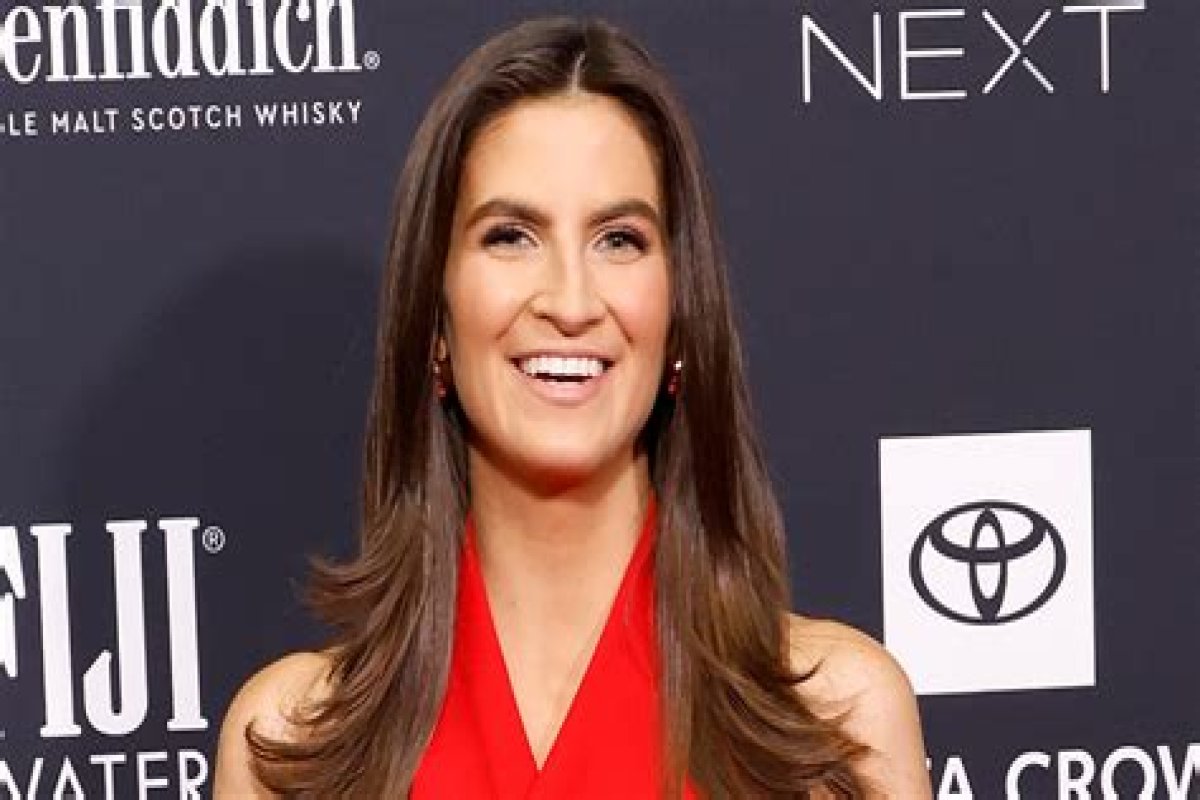 Kaitlan Collins Bikini: Exploring the Style and Impact of CNN's Rising Star Kaitlan Collins Bikini: Exploring the Style and Impact of CNN's Rising Star